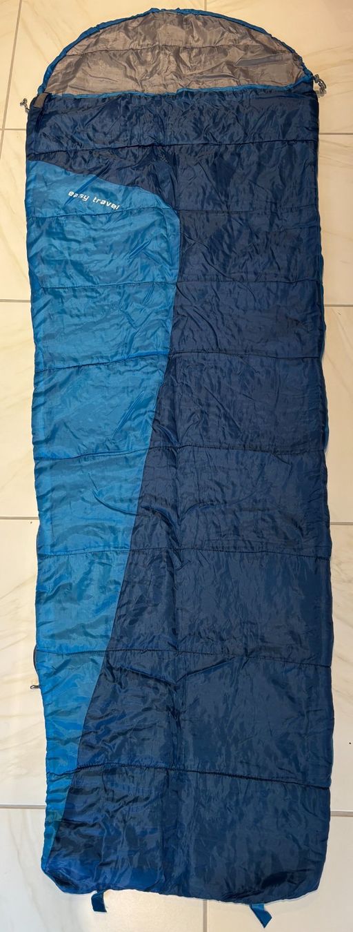 Sacchi a pelo: Doppel Schlafsack  / Sommer / Basic Easy Travel /Last Chance – Usato da Rheinfelden venduto da  2