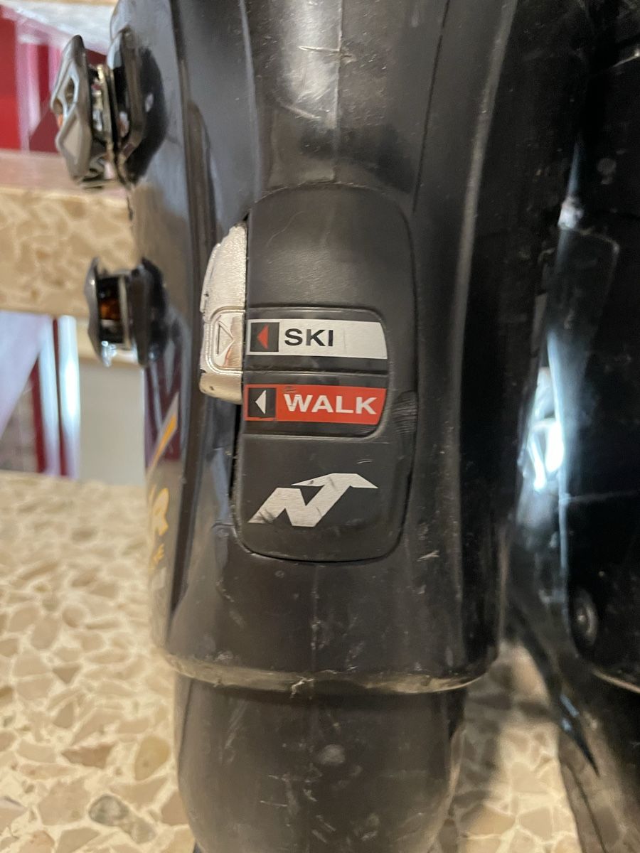 Nordica Scarpe da uomo: Ski Schuhe von Nordica – Usato da Zürich venduto da 2zollkontinental 2