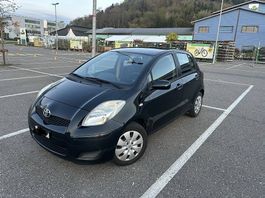 Toyota Yaris 1.33-Frisch Mfk-Jg.2011