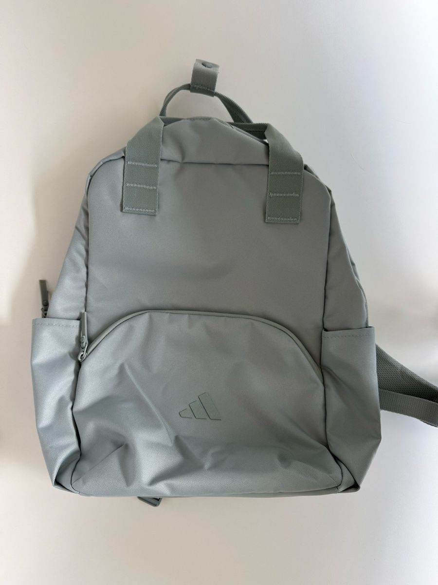 Adidas Zaini: Adidas Rucksack hell blau – Nuovo (secondo la descrizione) da Zürich venduto da FionaLuzia