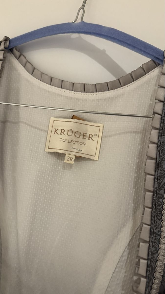 Krüger Vestiti: Dirndl  – Usato da Zürich venduto da cam_l7gj 1