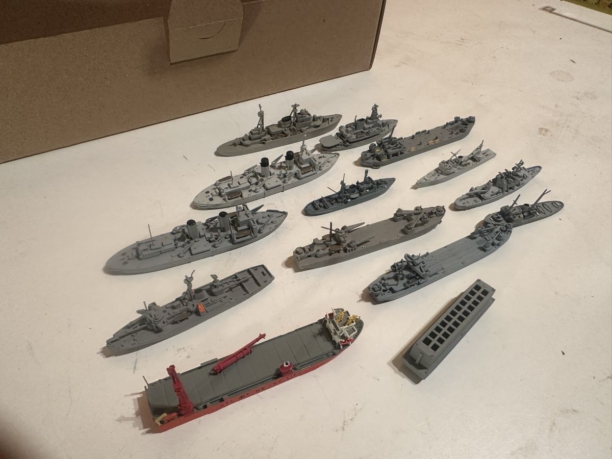 Kit di modellismo & Modellini statici: 13stk model Schiffen – Usato da Dietikon venduto da moradi24 2