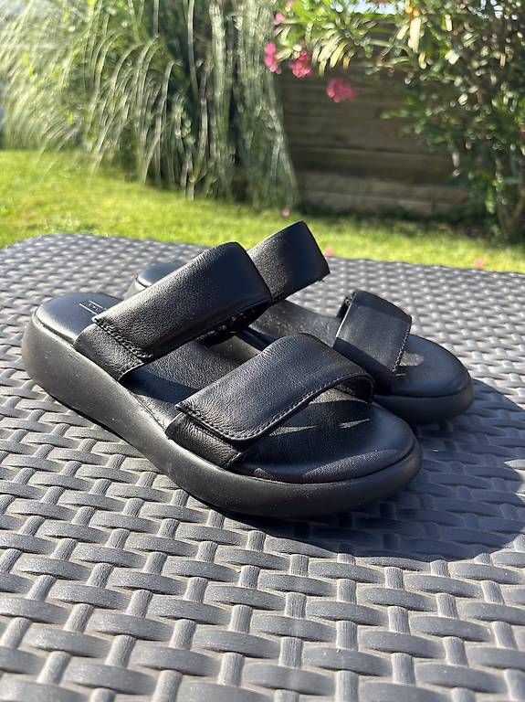 Scarpe da donna: Mules compensées velcros 38 neuves – Nuovo (secondo la descrizione) da Perroy venduto da barballalla