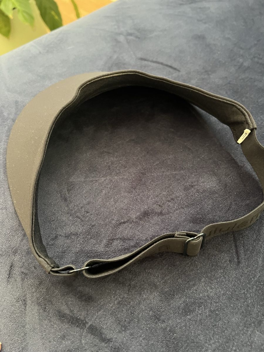 Lululemon Copricapi, berretti & cappellini: Visor Lululemon Kappe Hat cap hut – Nuovo (secondo la descrizione) da Zürich venduto da sellingmystuff1 3