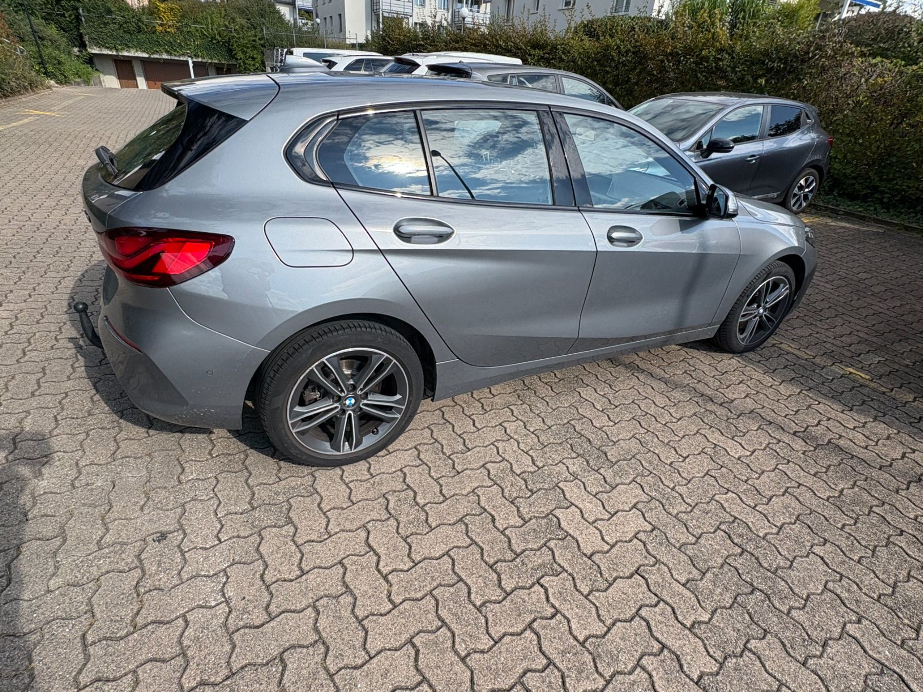 BMW Autos: BMW 118i mit Anhängekupplung – Gebraucht aus Schwerzenbach von Massage67 2