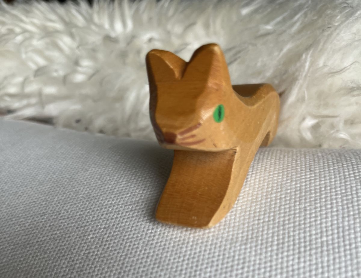 Ostheimer Giocattoli: Katze, Ostheimer, aus Holz, handgeschnitzt – Usato da St. Gallen venduto da reg_f8h8 3