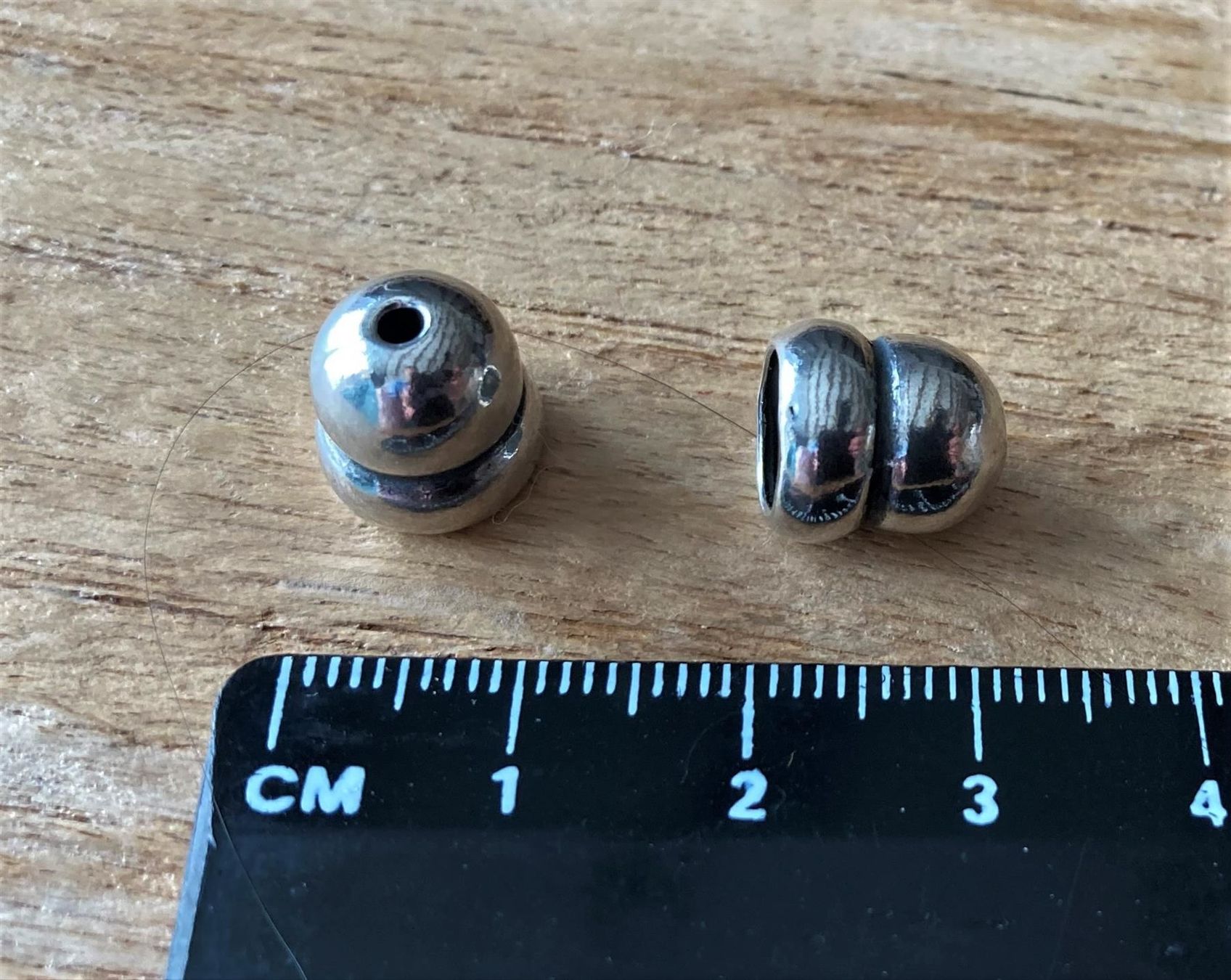 Catenine: 2 embouts Argent 925, "boules" / Endkappen – Nuovo e nell'imballaggio originale da Goumoens-la-Ville venduto da brandonv