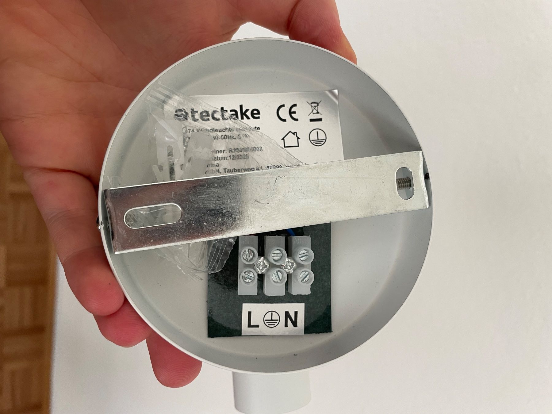 Lampen: Wandleuchte mit Festanschluss Lampenfassung E14 – Neu (gemäss Beschreibung) aus Winterthur von nin_h9fk 1