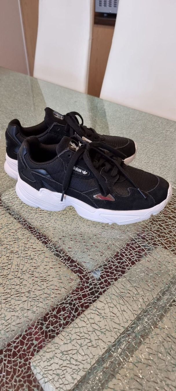 Adidas Scarpe da donna: Adidas Gr. 39.5 – Nuovo e nell'imballaggio originale da Luzern venduto da Reni025 4