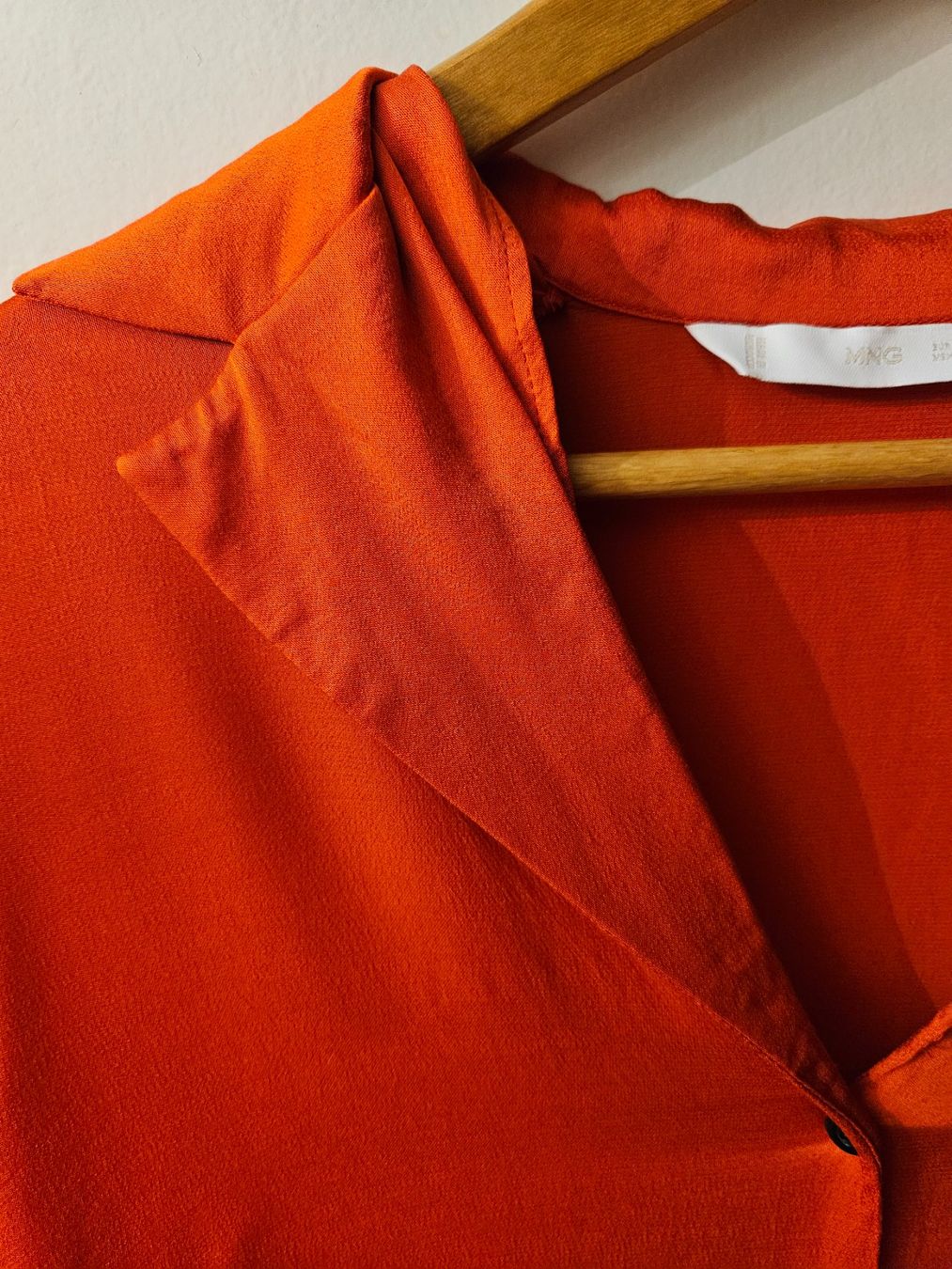 Mango Camicette: MANGO 100% viscose upgraded shirt NEW – Nuovo (secondo la descrizione) da Genève venduto da ele_b7wq 2