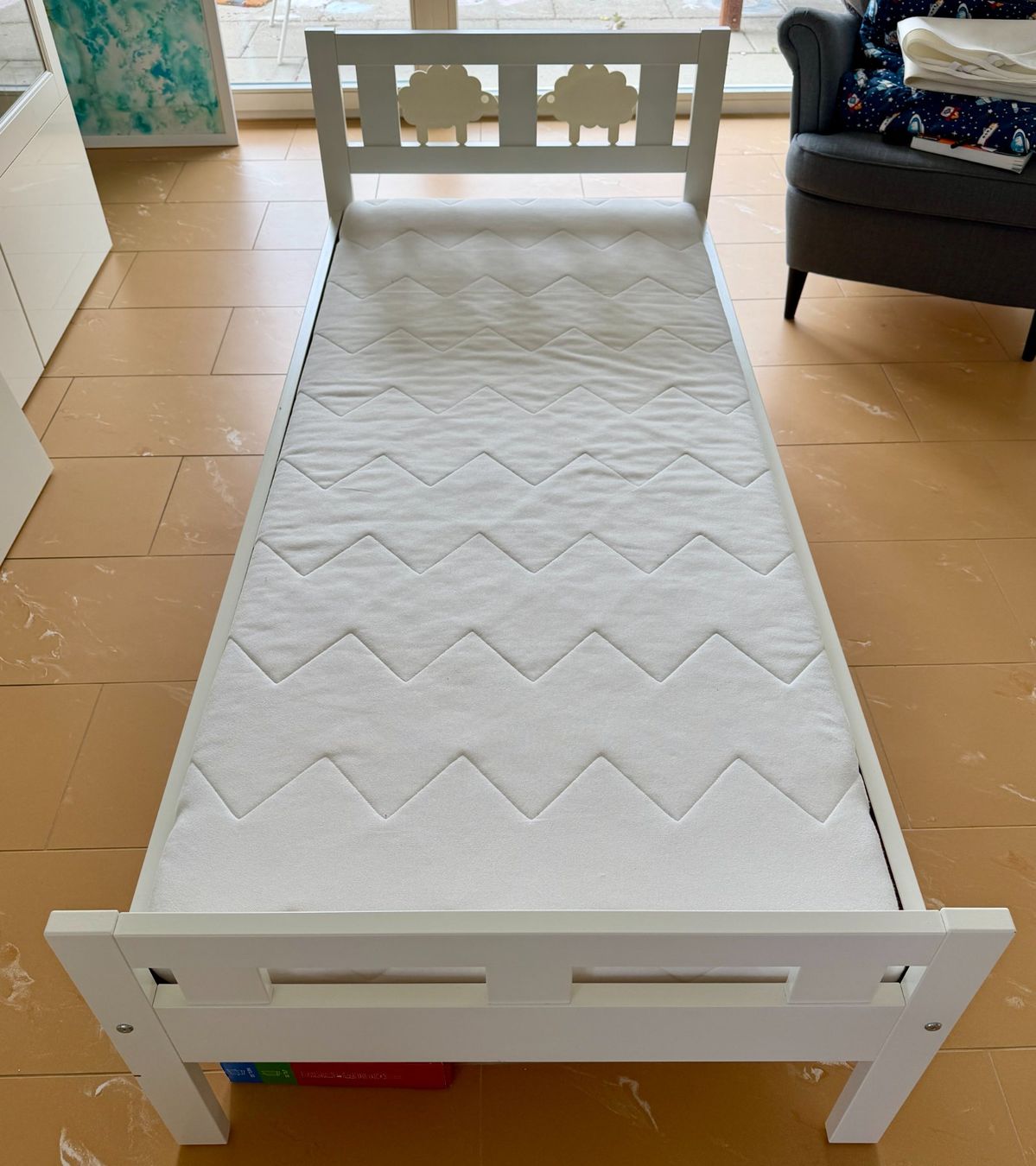 Ikea Letti: IKEA Kritter Kinderbett - 70x160cm – Usato da Höri venduto da PSMarinho 1