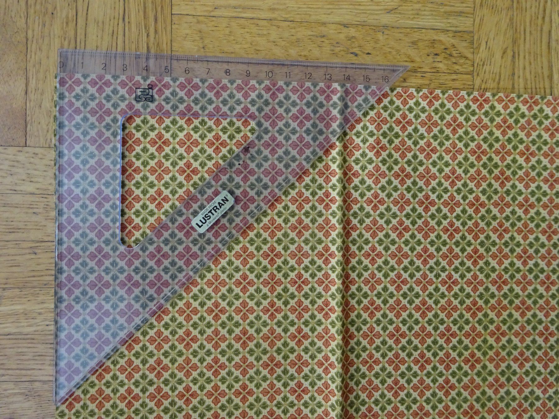 Tessuti: Baumwollstoff für Patchwork 92 x 110cm – Nuovo (secondo la descrizione) da Bern venduto da Hero2.0 2