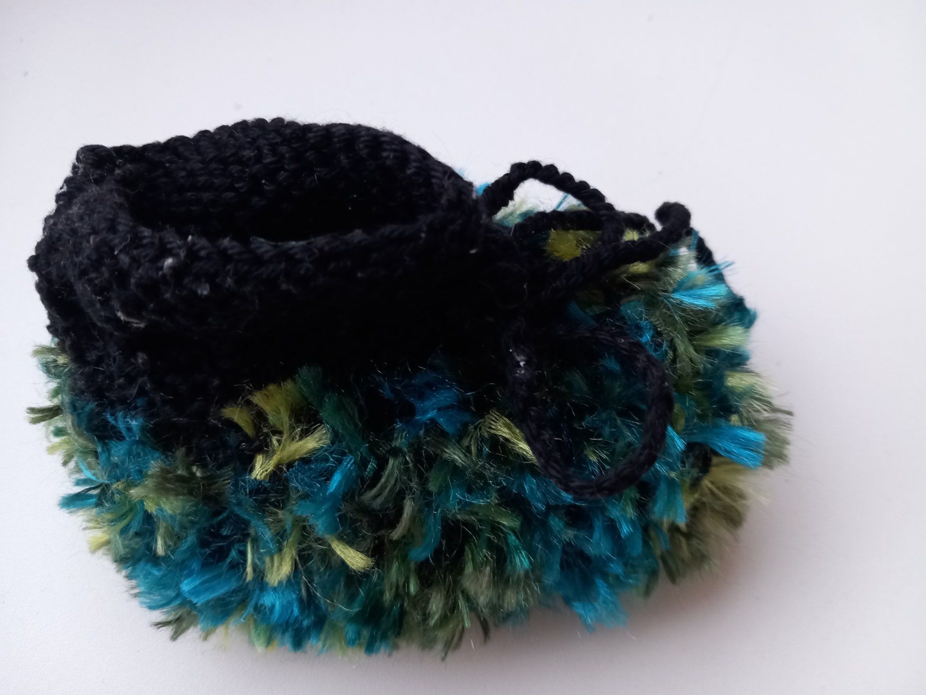 Calze per bambini: Handgestrickte, warme Babyschuhe / Babysöckli – Usato da Oensingen venduto da SpiPhEg46 3