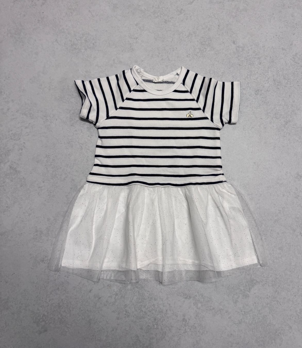 H&M Vestiti & Gonne: H&M chices Kleidchen, Grösse 92 – Usato da Bonaduz venduto da lut_6rts