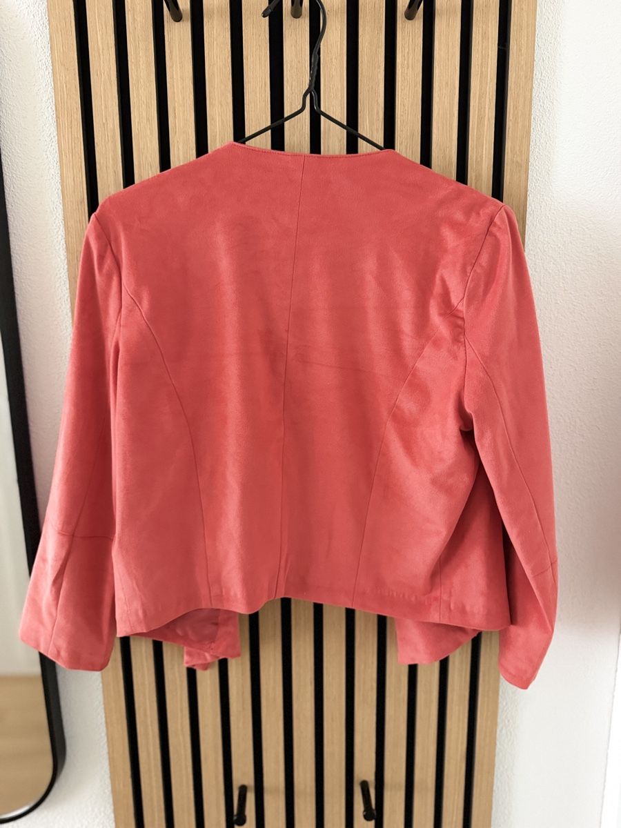 Bershka Jacken: Kurzblazer Bershka – Gebraucht aus Rain von Heike5284 1