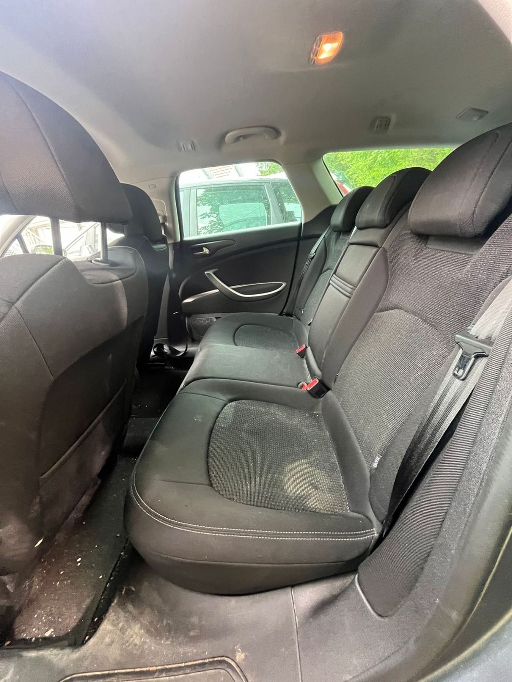 Citroën Automobili: Citroen C5 2.0 HDi – Usato da Embrach venduto da Embricar 5