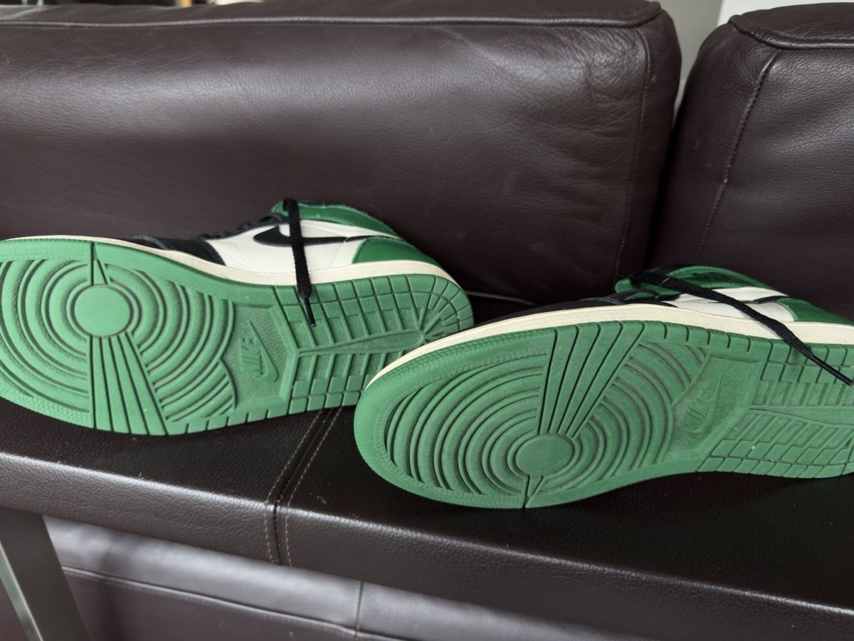 Jordan Scarpe da uomo: Jordan 1 Retro High Pine Green – Usato da Stäfa venduto da BenjiKos 1