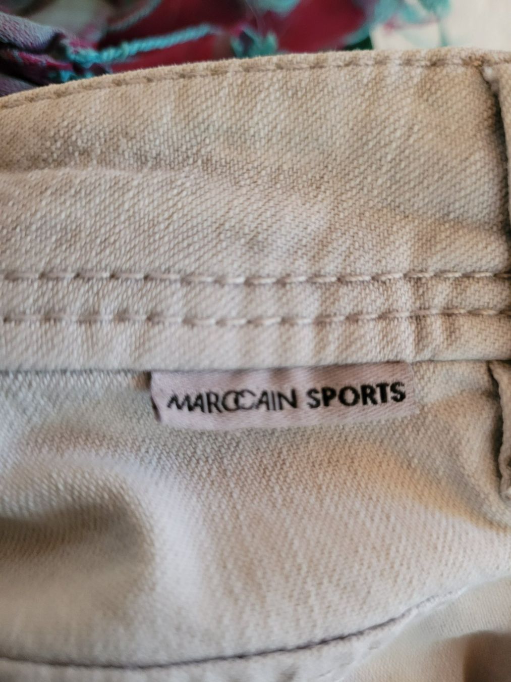 Marc Cain Jeans: MARCCAIN_Jeans Gr. 4, hellgrau – Gebraucht aus Auslikon von hera8331 3