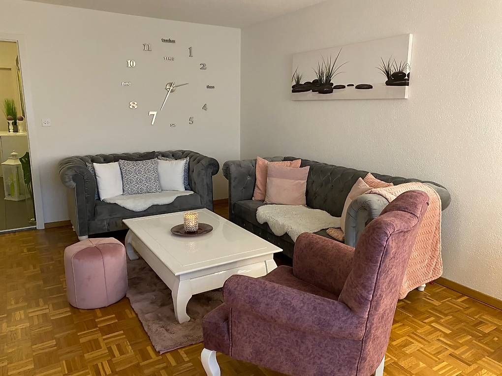 Sofas: 2 Sofas + Sessel im Chesterfield-Stil – D'occasion à Hirschthal par ble_6jgt 1