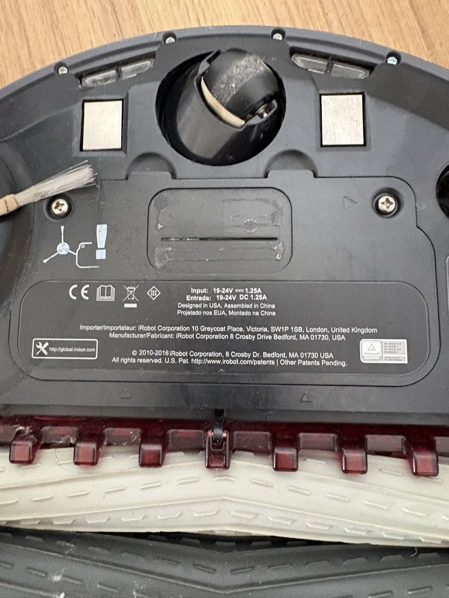 Irobot Staubsauger & Zubehör: Roomba iRobot Vacuum Cleaner- – Gebraucht aus Lachen SZ von DC12345 1