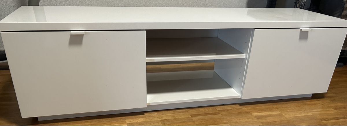 Ikea Mobili TV: Fernsehmöbel BYAS zu verkaufen – Usato da Wittnau venduto da dylansen 4