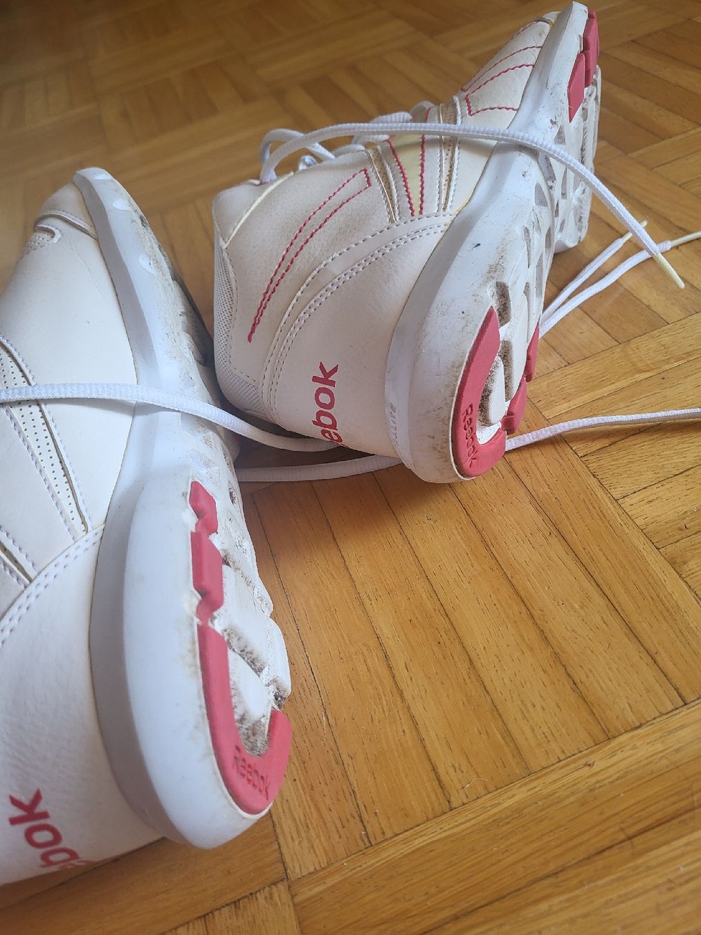 Scarpe da donna: Reebok Damenschuhe Gr. 38 – Usato da Dübendorf venduto da rol_fm6d 2