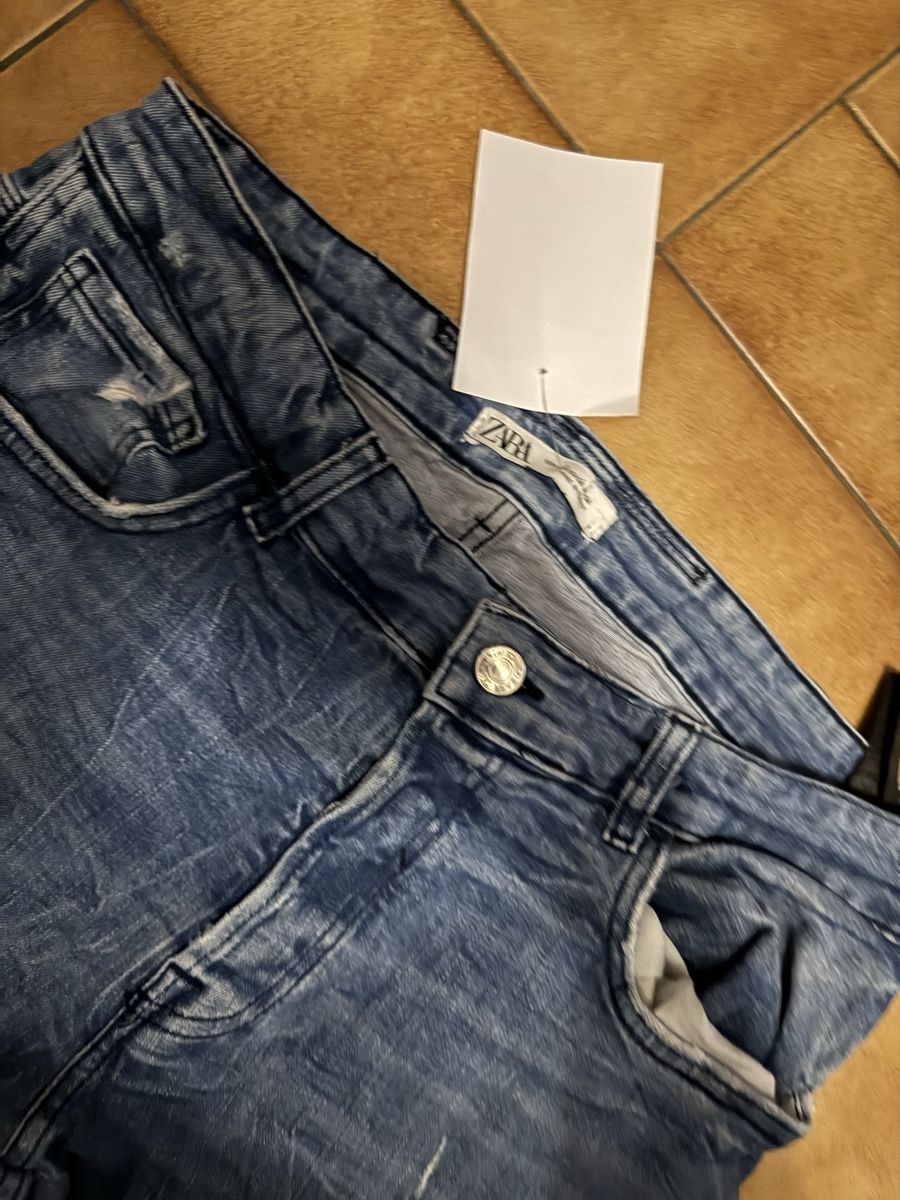 Zara Jeans: Jean Zara destroy taille 44 - kilyan  – Gebraucht aus Veyrier von kimedovapa 1