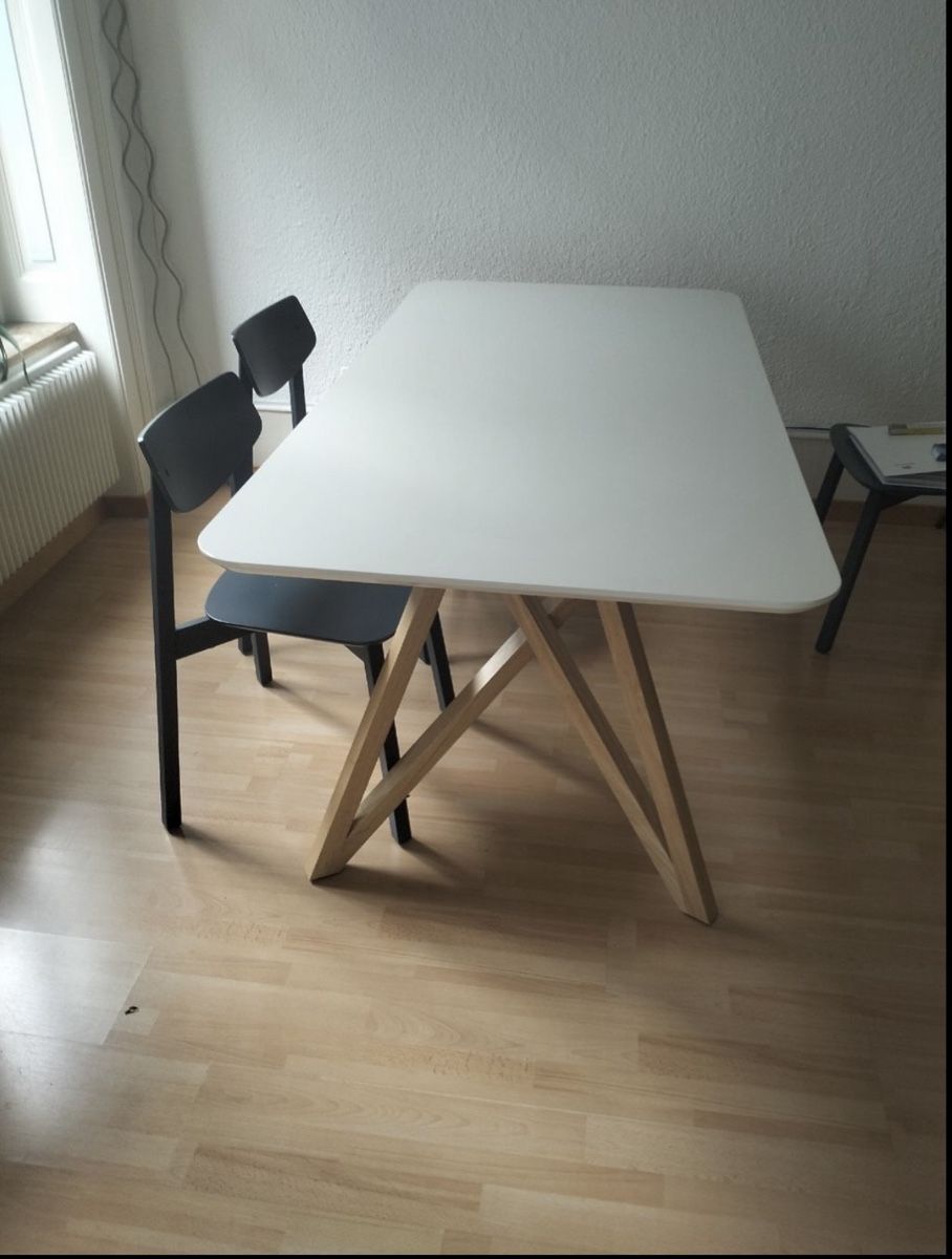 Conforama Tische: Table Conforama – Gebraucht aus Delémont von YBroquet 2