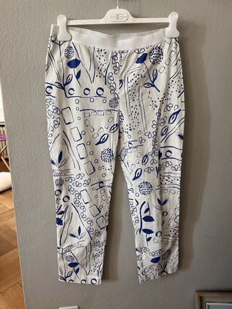 Hose Liviana Conti, Gr. 40 (ital 46), weiss blauer Print 