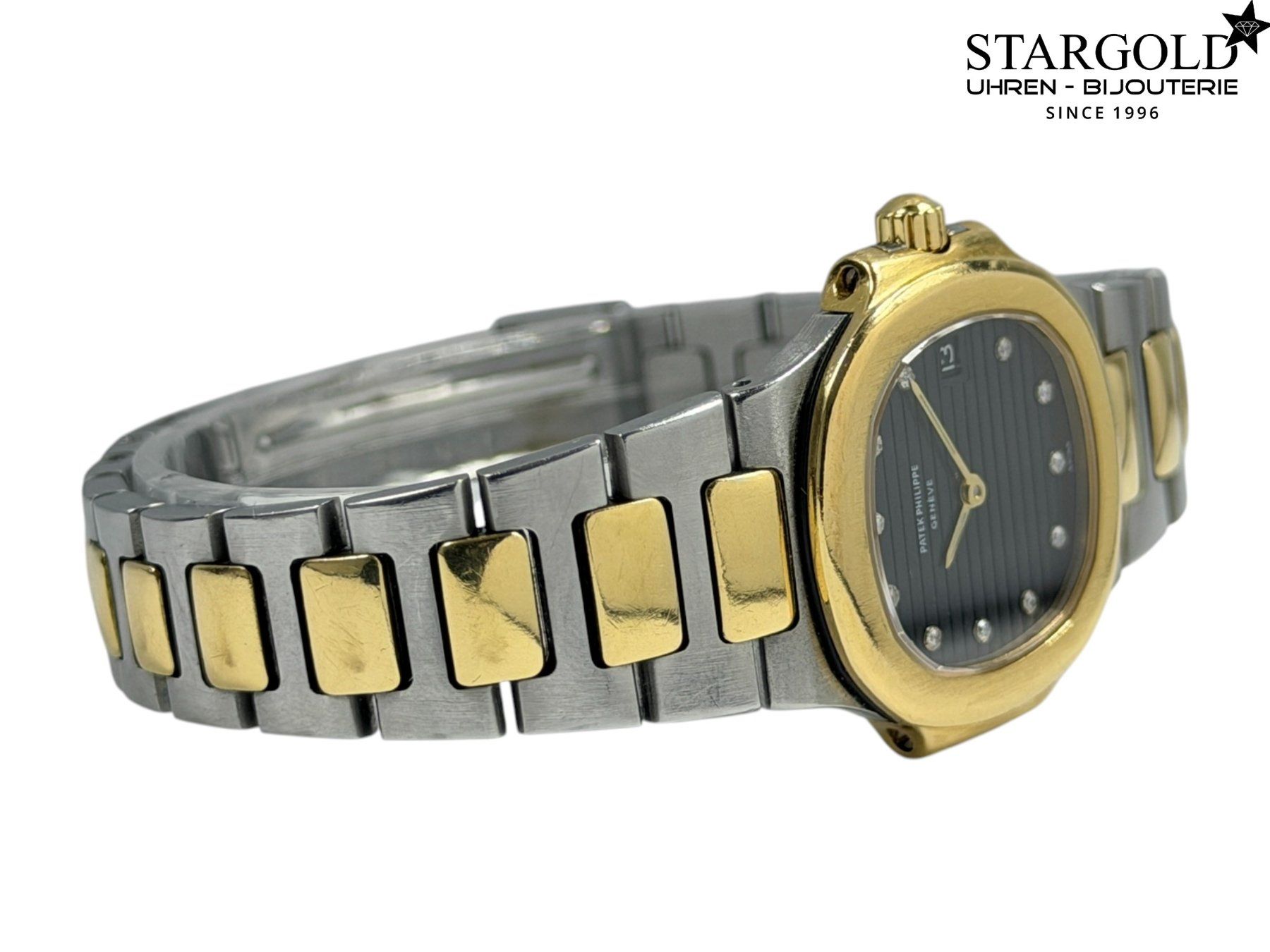 Patek Philippe Orologi: Patek Philippe Nautilus - 4700 – Usato da Zürich venduto da Stargold-Uhren 2