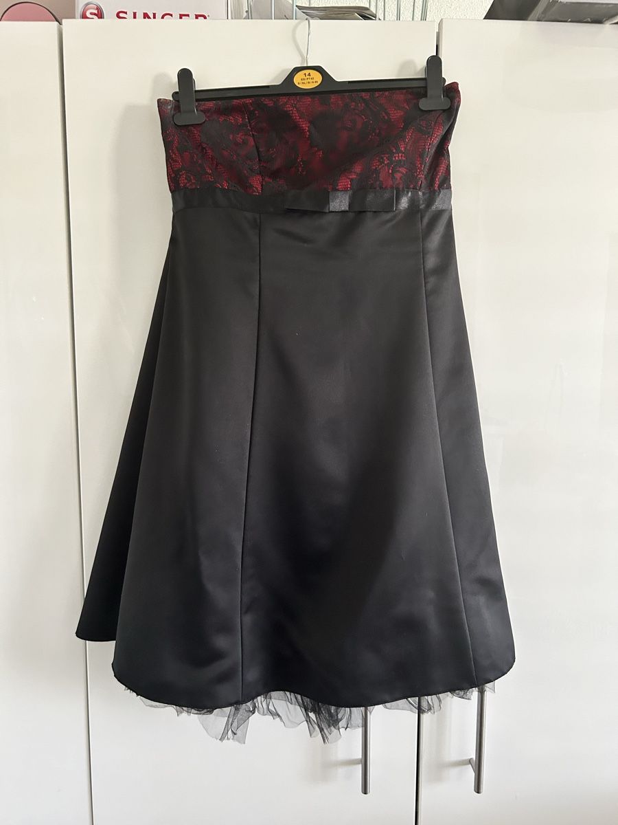 Kleider: Festkleid – Neu (gemäss Beschreibung) aus Dällikon von vis_cvd5
