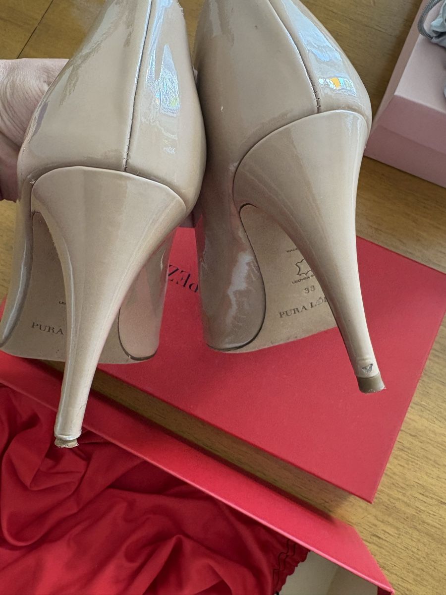 Scarpe da donna: Pumps Pura Lopez Lackleder Nude – Usato da Zürich venduto da honro 2