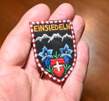 VINTAGE Badge EINSIEDELN - ST. GALLER STICKEREI klein