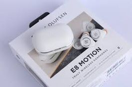 Beoplay E8 Motion White