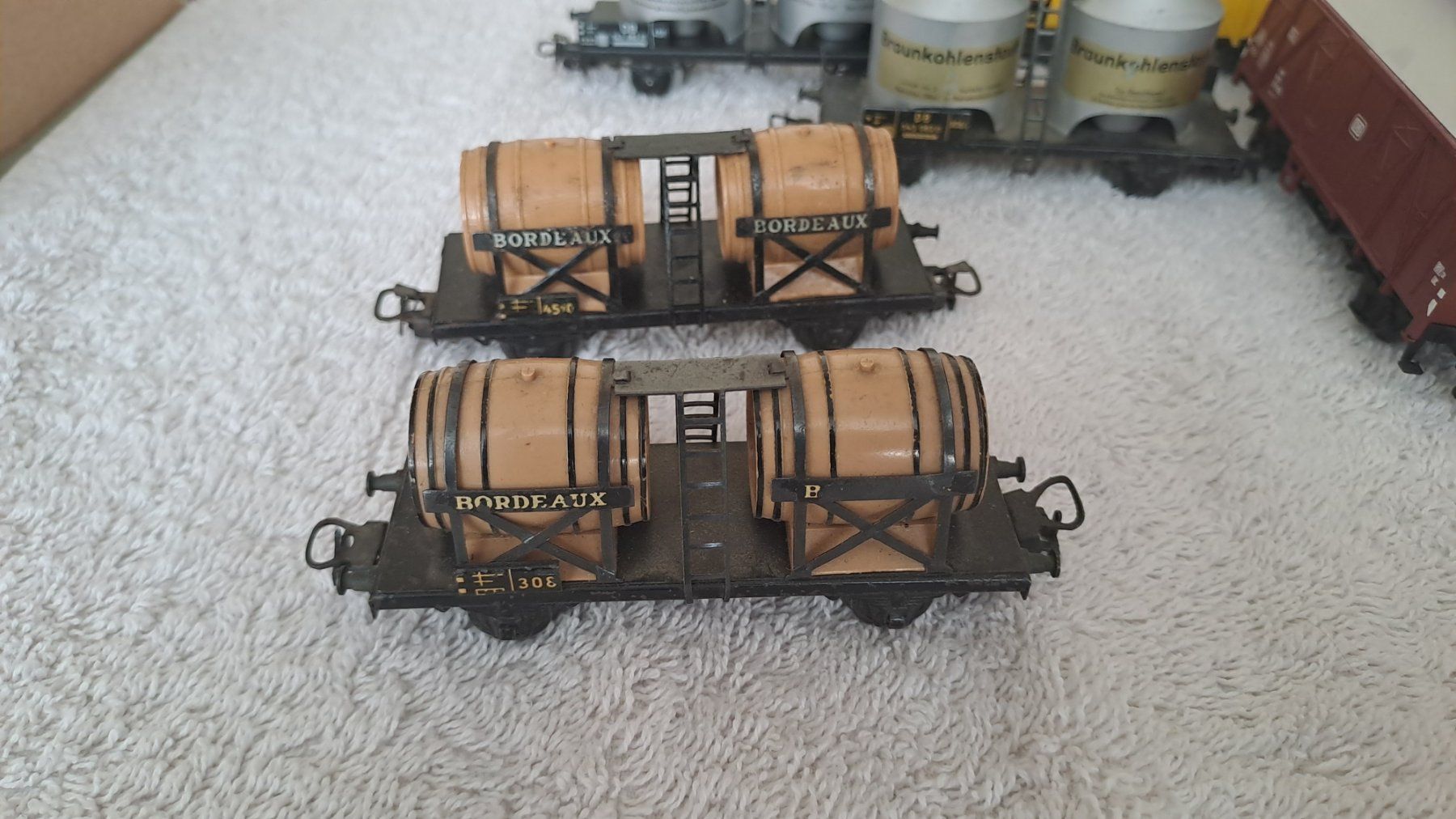 Märklin Modelleisenbahnen: Märklin 12 Güterwagen H0 WS/06 – Gebraucht aus Winterthur von Riebeli333 1