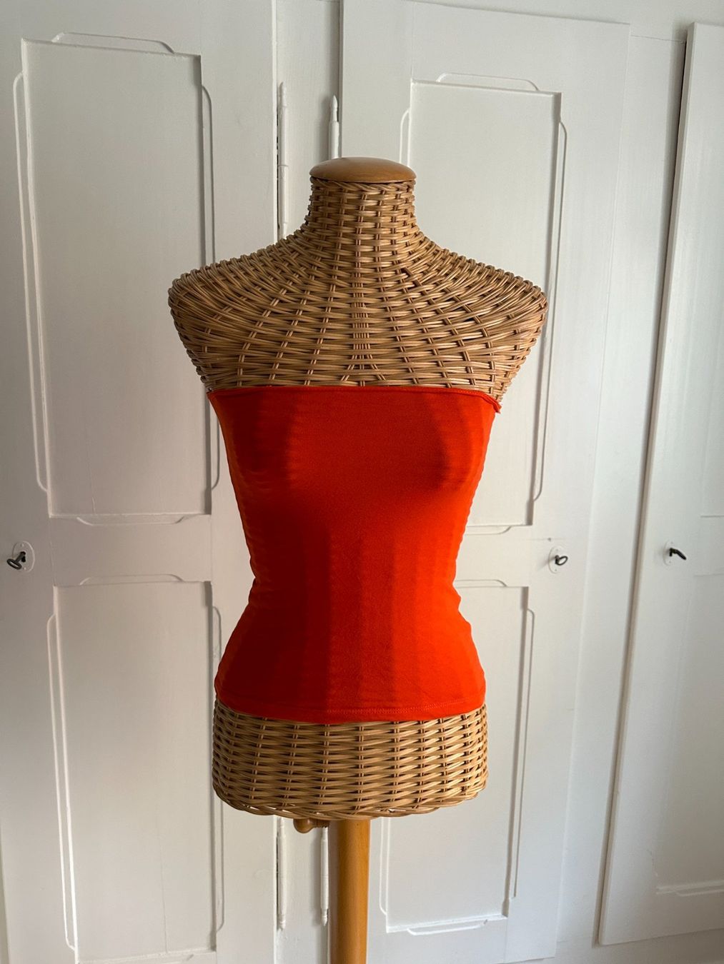 H&M Tops: Bustier-Top orange XS – D'occasion à Zürich par Diazaio