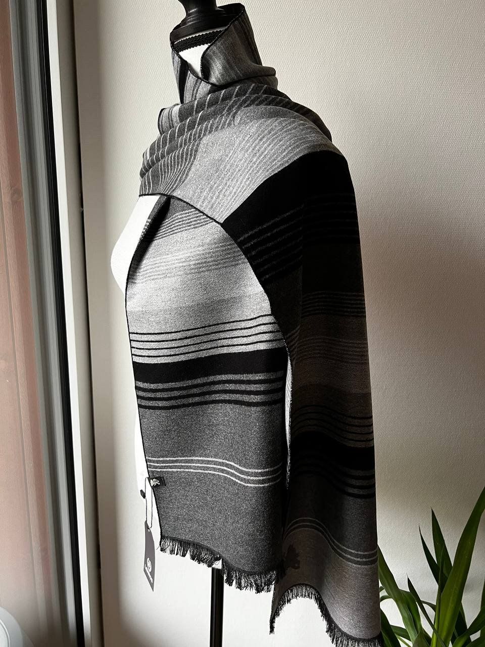 Foulard & Sciarpe: Lerros Schal – Nuovo e nell'imballaggio originale da Riehen venduto da ann_76jw 6