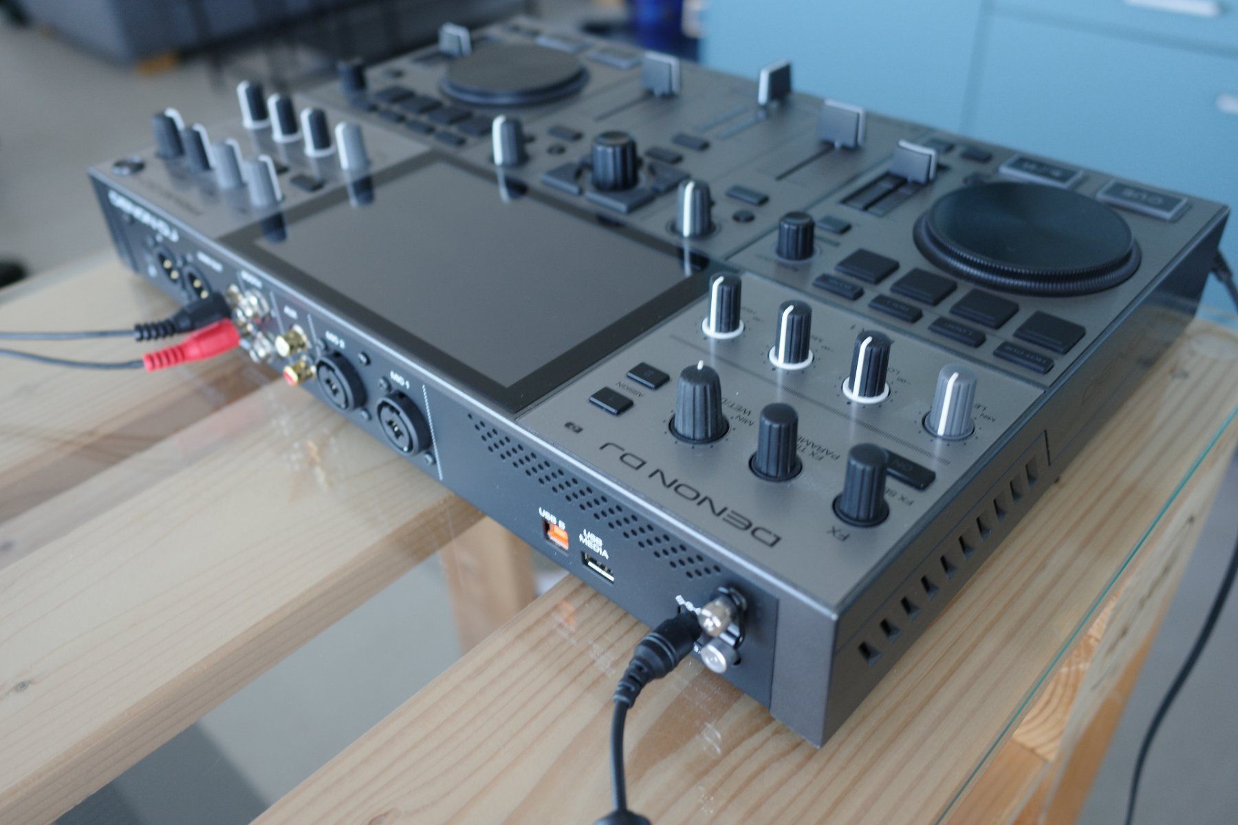 Denon Platines de mixage: Denon DJ Prime GO+ – D'occasion à Frauenfeld par sebrew 5