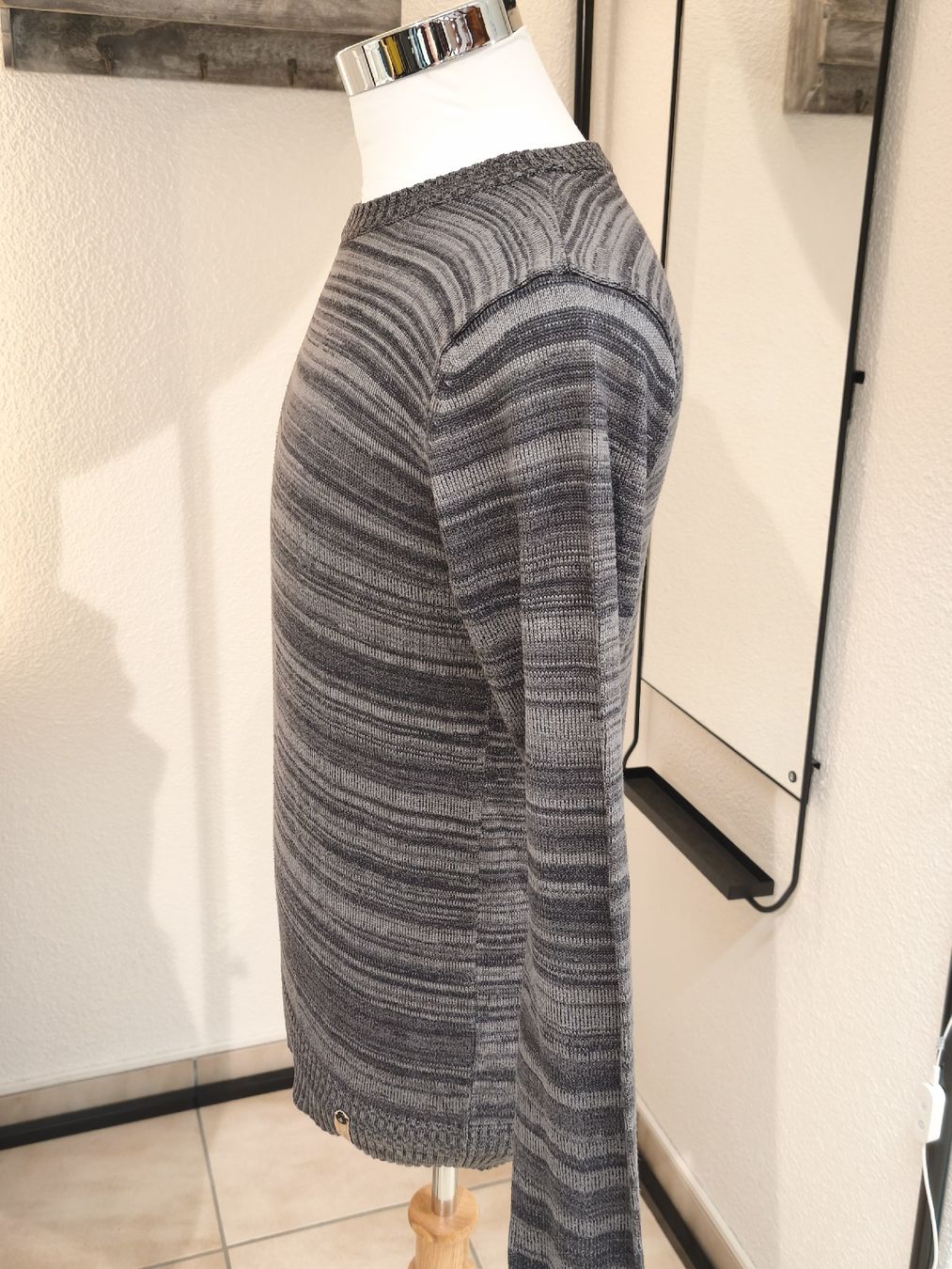 Maglioni & Felpe: Herren Pullover Timezone grau meliert Grösse M neuwertig – Nuovo (secondo la descrizione) da Emmetten venduto da SecondhandSiska 1