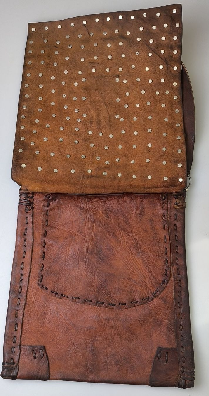 Taschen: Wasserträgertasche aus Marokko – Gebraucht aus Rüti ZH von Restwert_Rueti_ZH 1