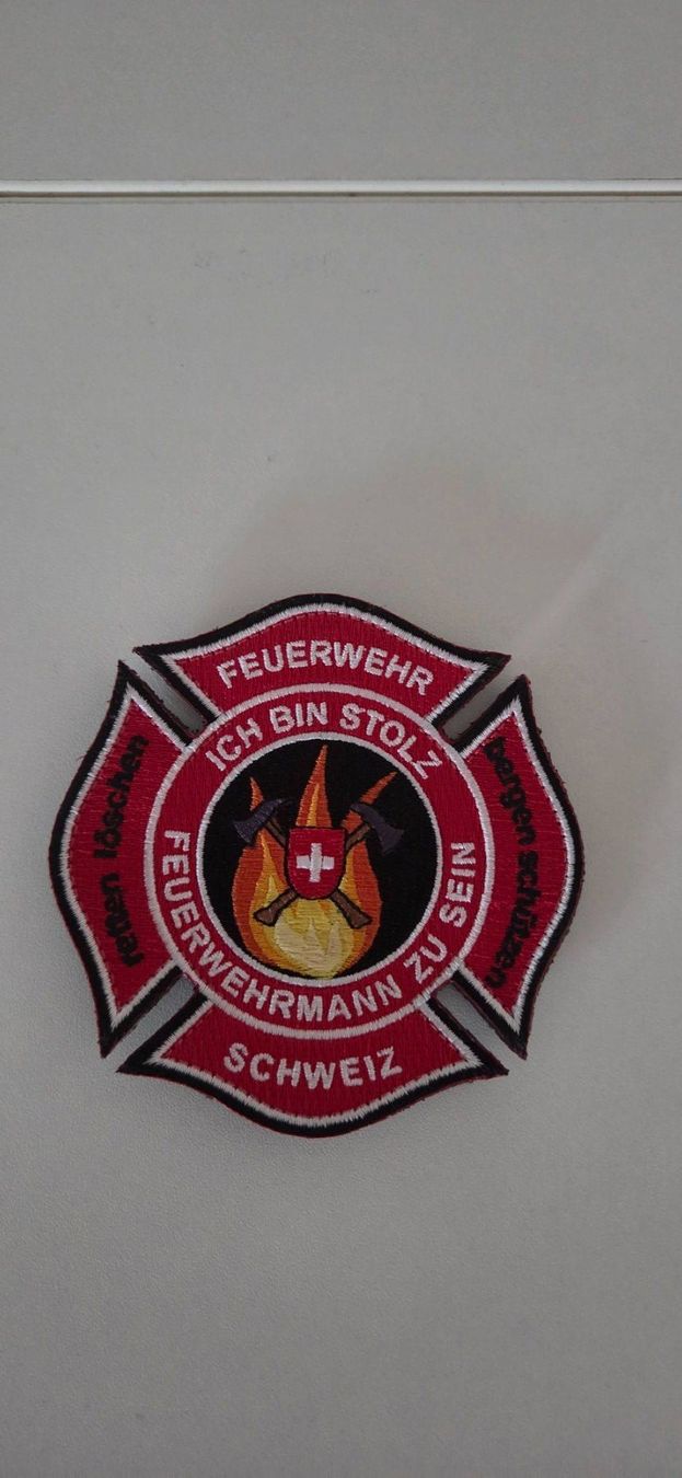 Plaketten & Abzeichen: Feuerwehr Patch Mit Klett – Neu (gemäss Beschreibung) aus Grosswangen von mos_f7sz