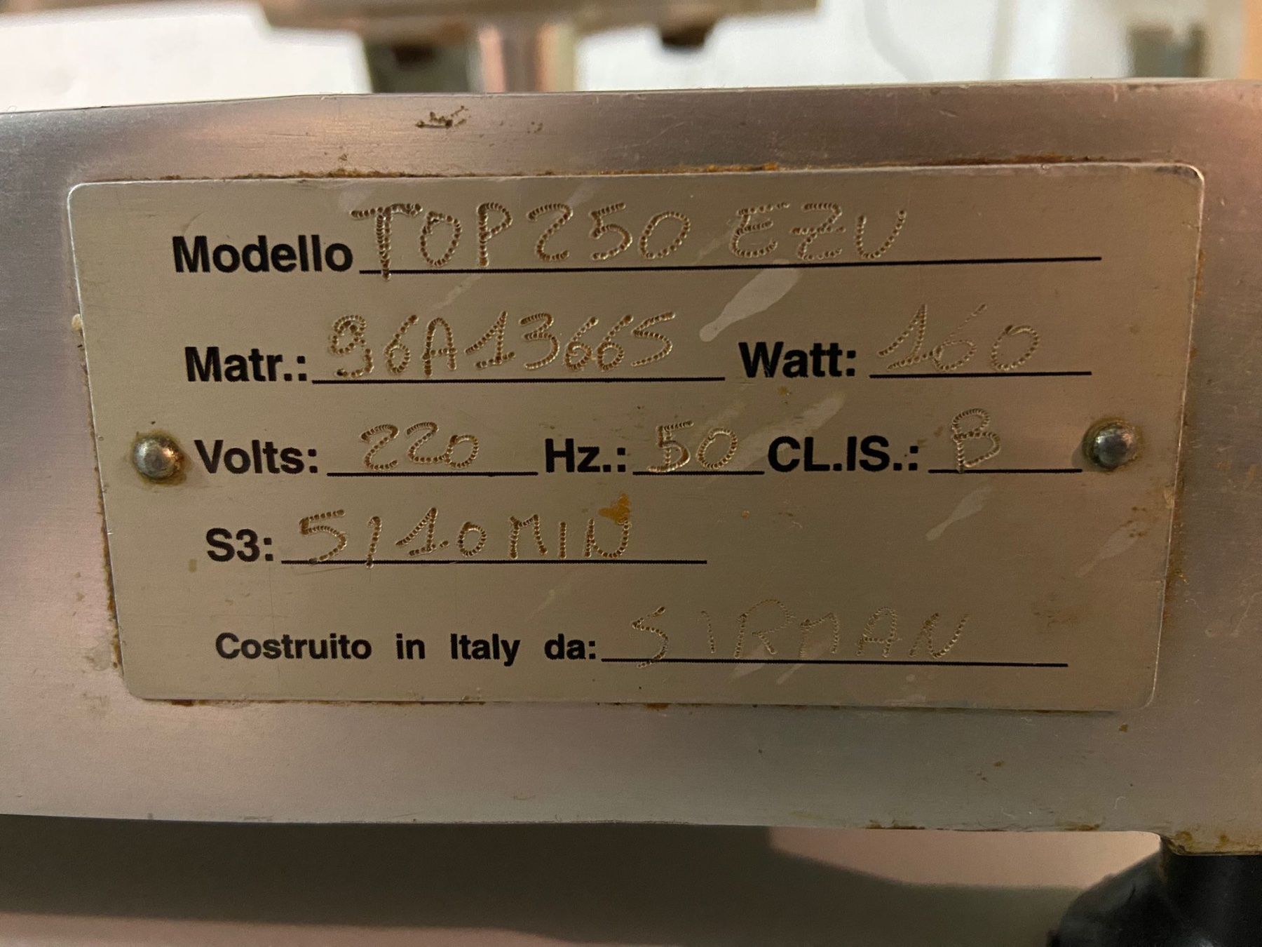 Elettrodomestici da cucina: Aufschnittmaschine – Usato da Langnau i.E. venduto da swoerny 3