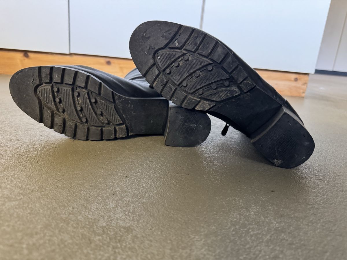 Scarpe da donna: Damen Stiefeletten Leder schwarz – Usato da Küssnacht am Rigi venduto da mon_pd88 2