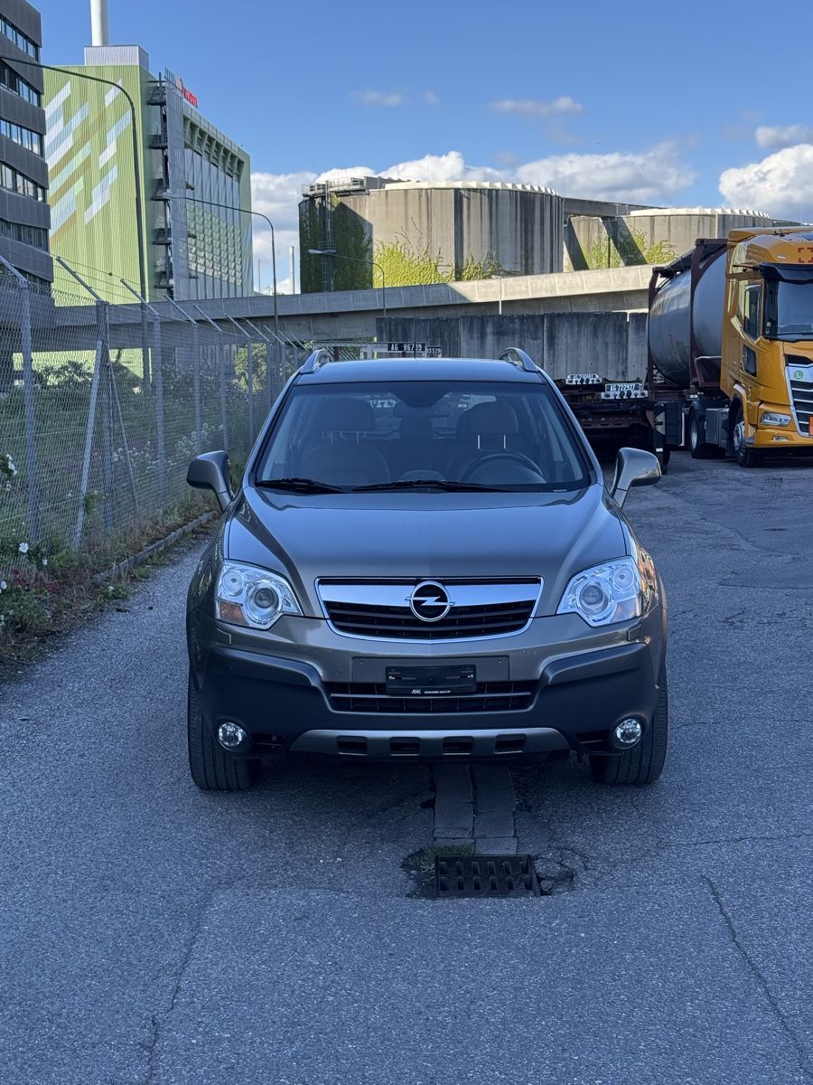 Opel Automobili: Opel antara 3.2 v6 – Usato da Bärschwil venduto da BestCars_handel24 2