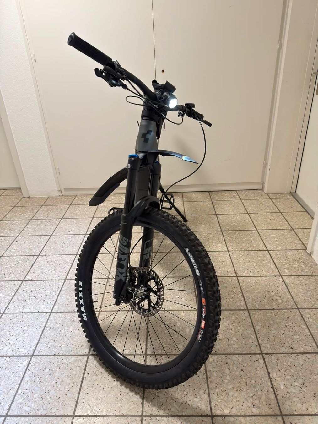 Cube Biciclette: Cube Stereo Hybrid 160 HPC TM flash E-Bike Fully Carbon M – Usato da Rapperswil SG venduto da MelanieMelone 2