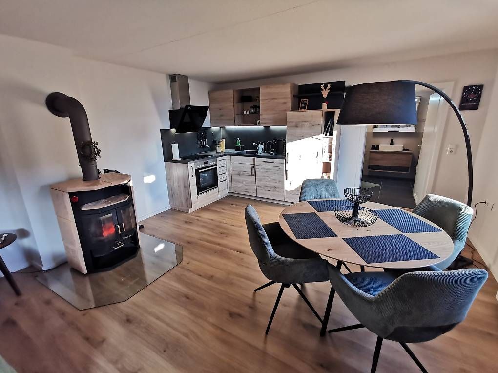 Tables: Runder Esstisch – D'occasion à Balsthal par GravelDudz