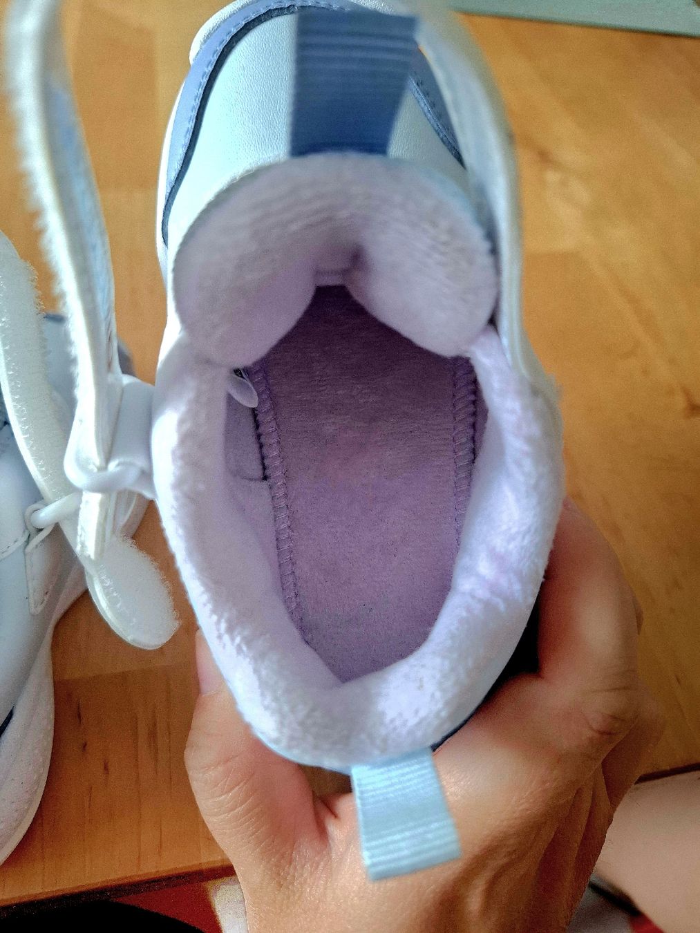 Chaussures hommes: Kinder Turnschuhe Grösse 21 NEU – Neuf avec emballage d'origine à Brig par Tucan_52wm 4