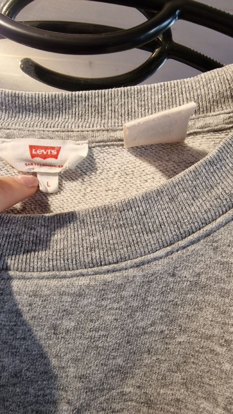 Levi's Maglioni & Felpe: Sweater von Levi's Grösse L – Usato da Eisten venduto da _saskiia_ 2
