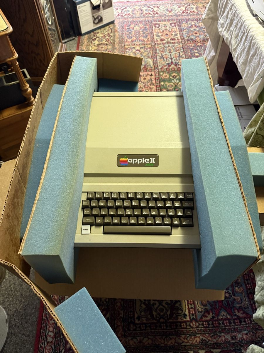 PC: Sammler Pc Apple 2 Plus – Usato da bern venduto da Seeburg 1