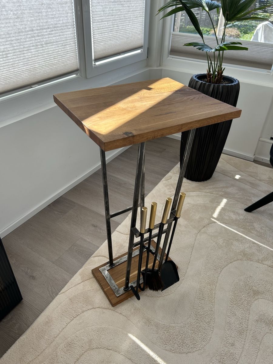 Articoli in legno: Möbel für Cheminée Holz – Usato da Niederhasli venduto da betscharten 7